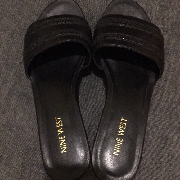 Women’s black open toe wedge sandals - Picture 2 of 5